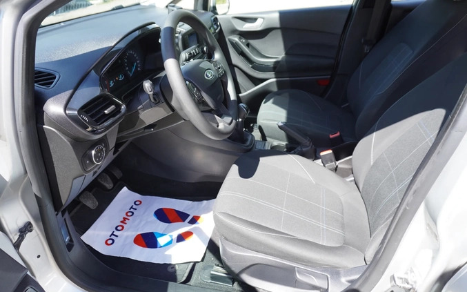 Ford Fiesta cena 38500 przebieg: 102000, rok produkcji 2019 z Katowice małe 301